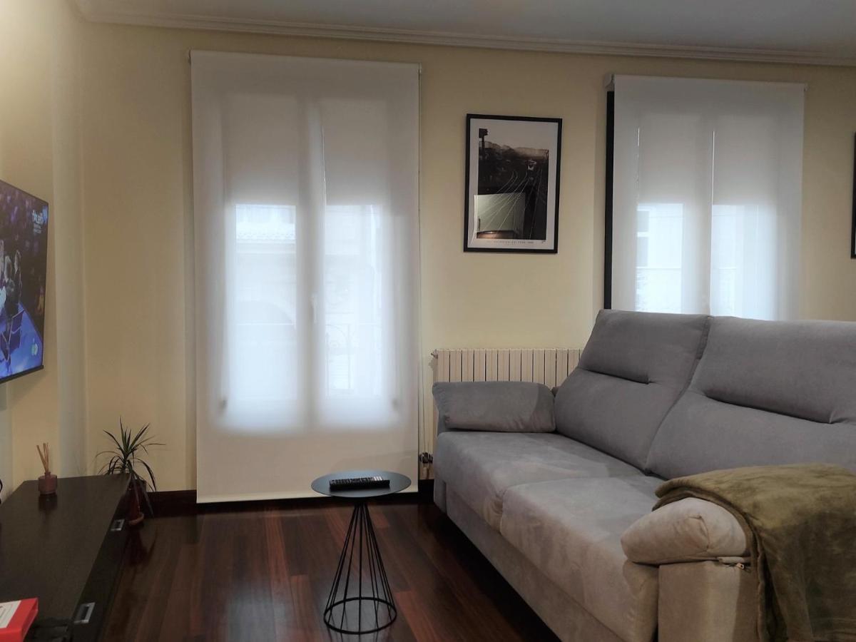 דירות אורנסה 1A. Disfruta De Su Balcon Sobre El Casco Viejo. מראה חיצוני תמונה